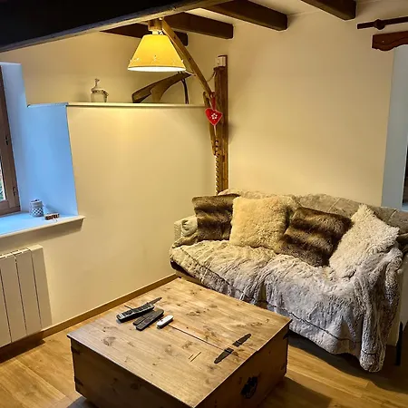 Maison Au Coeur Des Les Angles (Pyrenees-Orientales)